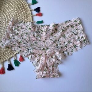 Victoria's Secret Posey Lace Cheeky Panty Purest Pink Floral M NEW